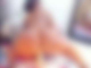 Laura Saenz's Live Sex Cam Show