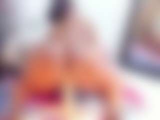 Laura Saenz's Live Sex Cam Show