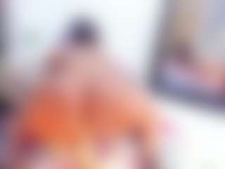Laura Saenz's Live Sex Cam Show