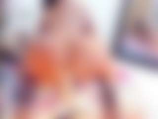 Laura Saenz's Live Sex Cam Show