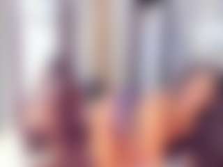 Laura Saenz's Live Sex Cam Show