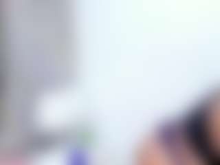 Laura Saenz's Live Sex Cam Show
