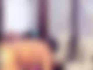 Laura Saenz's Live Sex Cam Show