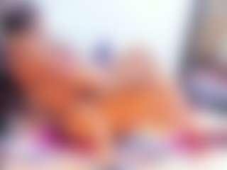 Laura Saenz's Live Sex Cam Show