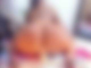 Laura Saenz's Live Sex Cam Show