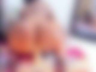 Laura Saenz's Live Sex Cam Show