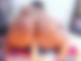 Laura Saenz's Live Sex Cam Show