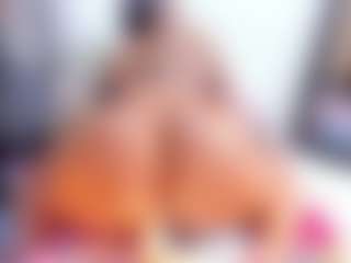 Laura Saenz's Live Sex Cam Show