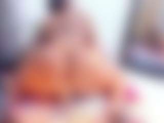 Laura Saenz's Live Sex Cam Show