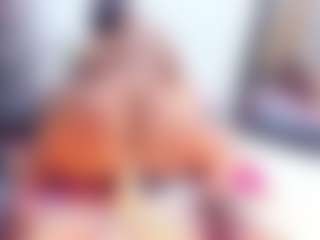 Laura Saenz's Live Sex Cam Show