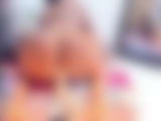 Laura Saenz's Live Sex Cam Show