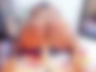 Laura Saenz's Live Sex Cam Show