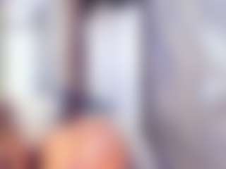 Laura Saenz's Live Sex Cam Show