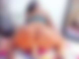 Laura Saenz's Live Sex Cam Show