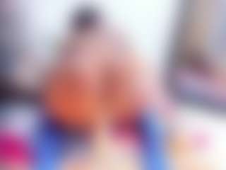 Laura Saenz's Live Sex Cam Show