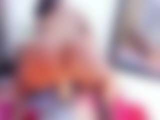 Laura Saenz's Live Sex Cam Show