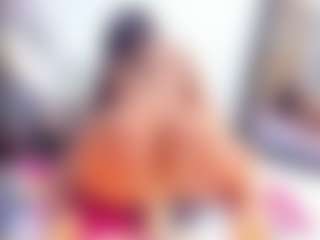 Laura Saenz's Live Sex Cam Show