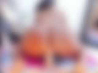 Laura Saenz's Live Sex Cam Show
