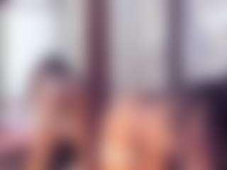 Live cam show with Laura Saenz - Shaved on CamSodaAdn