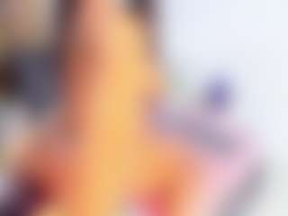 Laura Saenz's Live Sex Cam Show