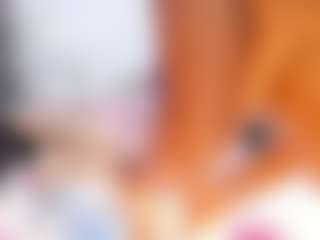 Laura Saenz's Live Sex Cam Show