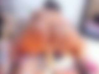 Laura Saenz's Live Sex Cam Show