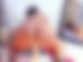 Laura Saenz's Live Sex Cam Show