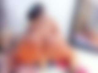 Laura Saenz's Live Sex Cam Show