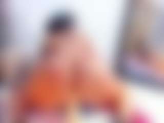 Laura Saenz's Live Sex Cam Show