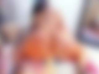Laura Saenz's Live Sex Cam Show