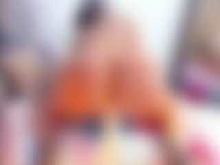 Laura Saenz's Live Sex Cam Show