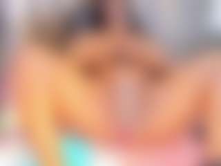 Laura Saenz's Live Sex Cam Show