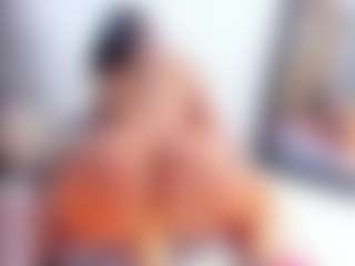 Laura Saenz's Live Sex Cam Show