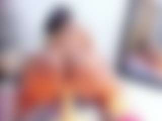 Laura Saenz's Live Sex Cam Show