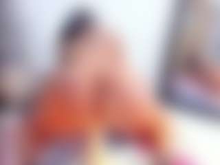 Laura Saenz's Live Sex Cam Show