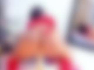 Laura Saenz's Live Sex Cam Show