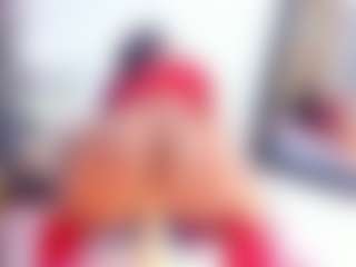 Laura Saenz's Live Sex Cam Show