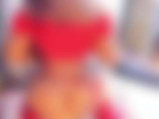 Laura Saenz's Live Sex Cam Show