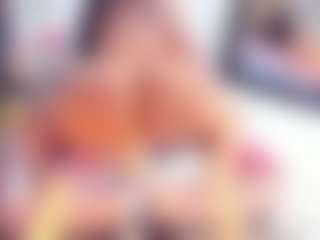 Laura Saenz's Live Sex Cam Show