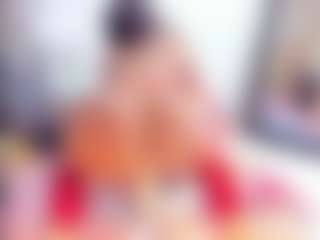 Laura Saenz's Live Sex Cam Show