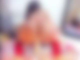 Laura Saenz's Live Sex Cam Show