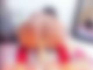Laura Saenz's Live Sex Cam Show