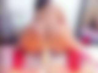 Laura Saenz's Live Sex Cam Show