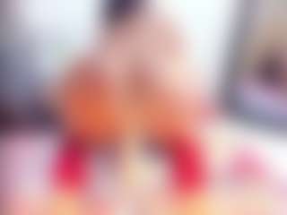 Laura Saenz's Live Sex Cam Show