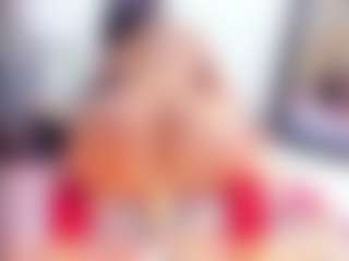 Laura Saenz's Live Sex Cam Show