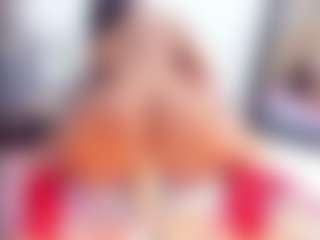 Laura Saenz's Live Sex Cam Show