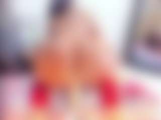 Laura Saenz's Live Sex Cam Show