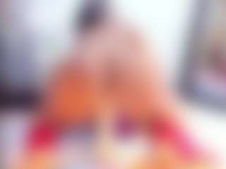 Laura Saenz's Live Sex Cam Show