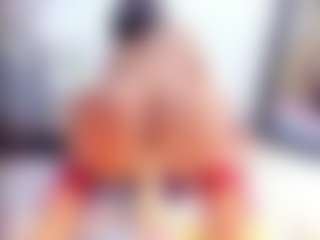 Laura Saenz's Live Sex Cam Show