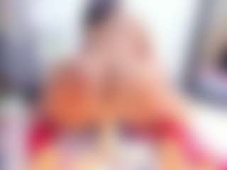 Laura Saenz's Live Sex Cam Show